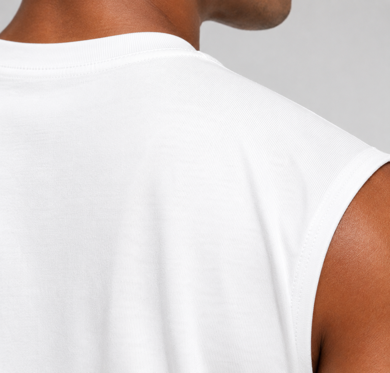 Sleeveless shirt
